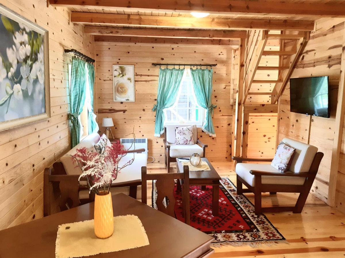 El Paso City, Zlatibor - Unique Wooden Cottages, Treehouse, Wild West Rooms, Accommodation 1-6 People Exterior foto