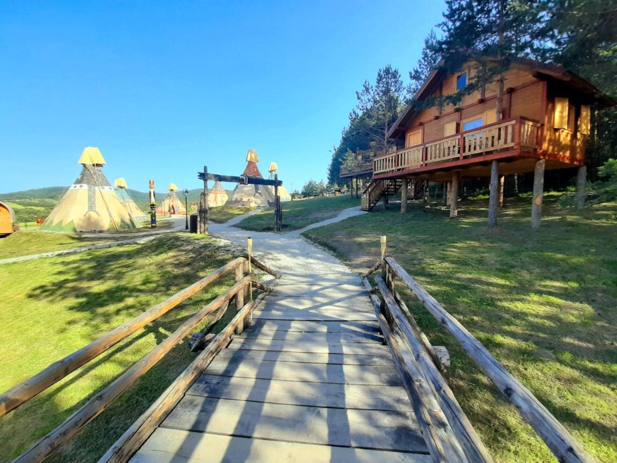 El Paso City, Zlatibor - Unique Wooden Cottages, Treehouse, Wild West Rooms, Accommodation 1-6 People Exterior foto