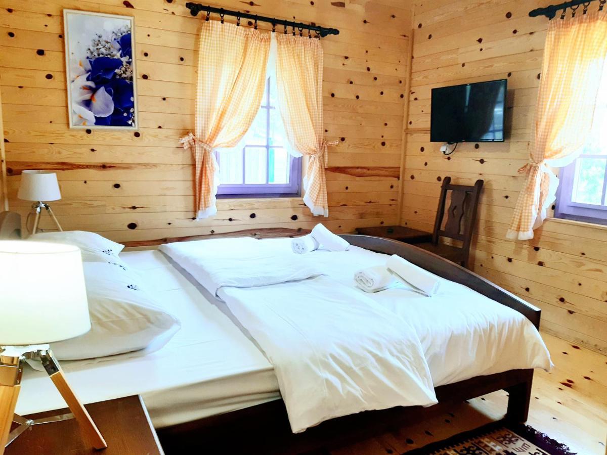 El Paso City, Zlatibor - Unique Wooden Cottages, Treehouse, Wild West Rooms, Accommodation 1-6 People Exterior foto
